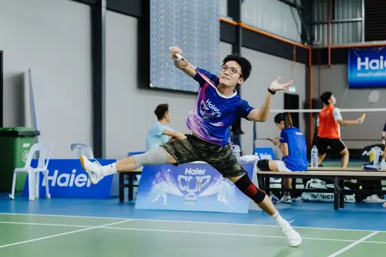 Haier Cup badminton action